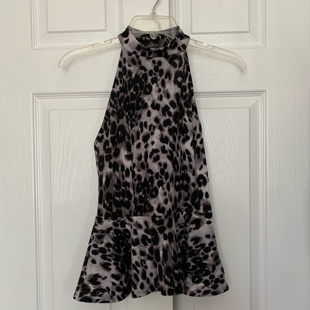 S Gray/Black Cheetah Print Top